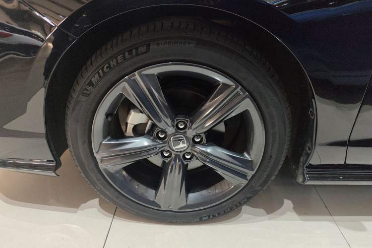 Used Honda Inspire 2023 260TURBO Elegant Edition Left Front Wheel Hub