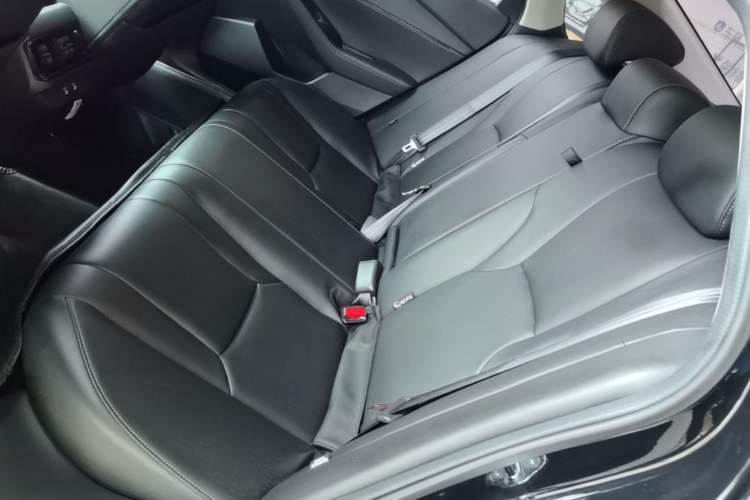 Used Honda Inspire 2023 260TURBO Deluxe Edition Left Rear Seat