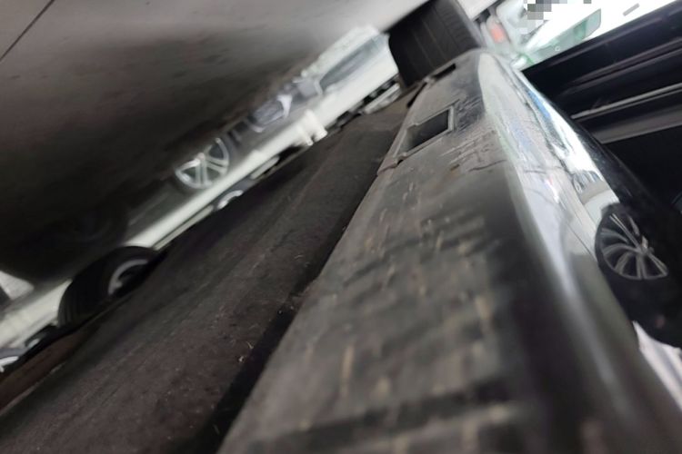 Used Honda Inspire 2023 260TURBO Deluxe Edition Left Side Sill