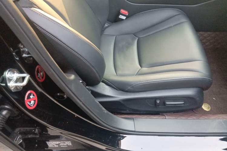 Used Honda Inspire 2023 260TURBO Elegant Edition Right Front Seat