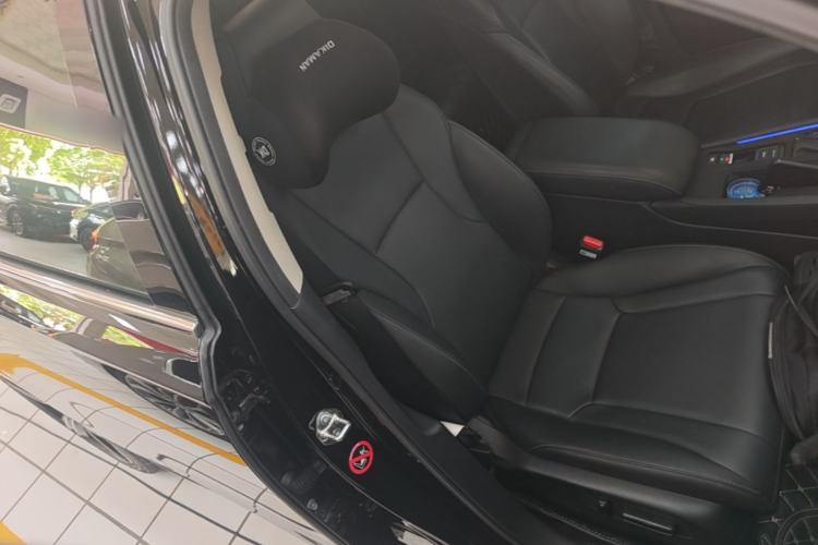 Used Honda Inspire 2023 260TURBO Deluxe Edition Right Front Seat