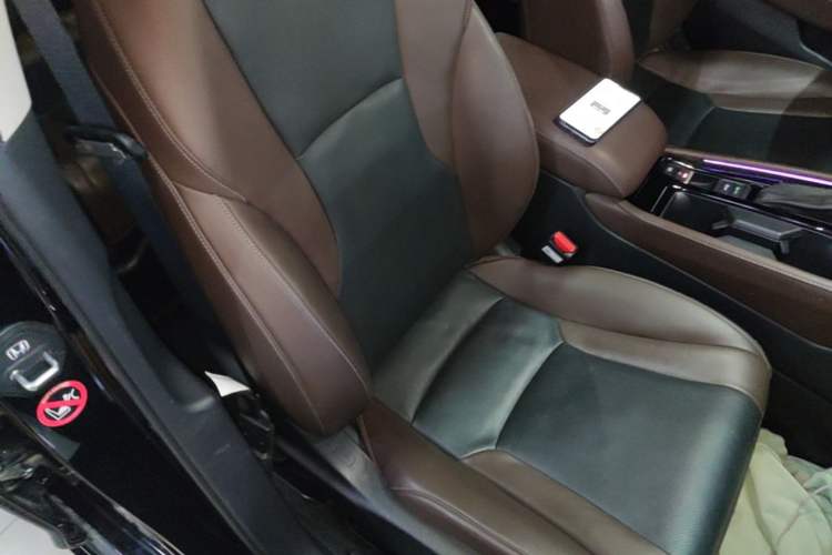 Used Honda Inspire 2023 260TURBO Elite Edition Right Front Seat