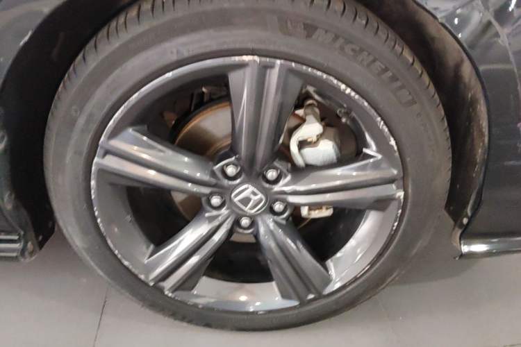Used Honda Inspire 2023 260TURBO Deluxe Edition Right Front Wheel Hub