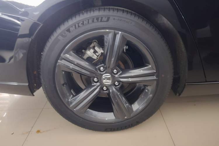Used Honda Inspire 2023 260TURBO Elegant Edition Right Rear Wheel Hub