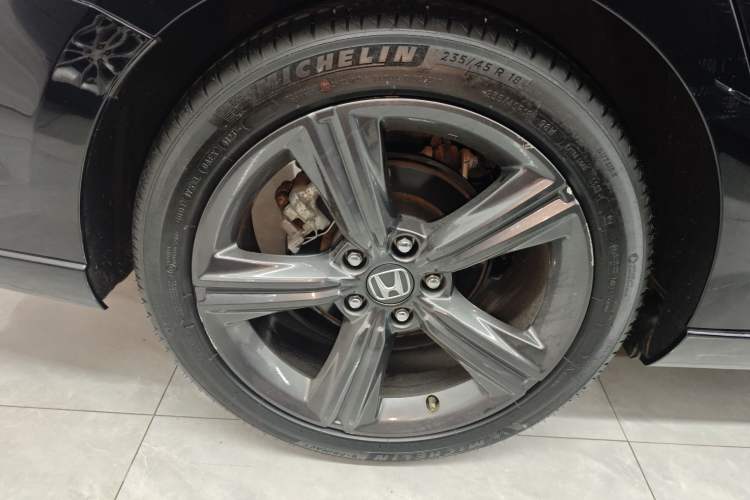 Used Honda Inspire 2023 260TURBO Deluxe Edition Right Rear Wheel Hub