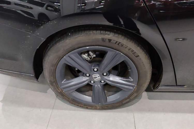Used Honda Inspire 2023 260TURBO Deluxe Edition Right Rear Wheel Hub
