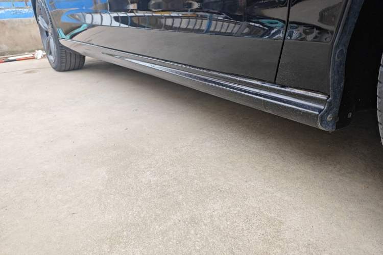 Used Honda Inspire 2023 260TURBO Deluxe Edition Right Side Sill