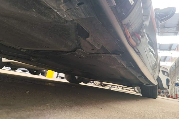 Used Honda Inspire 2023 260TURBO Elegant Edition Right Side Sill
