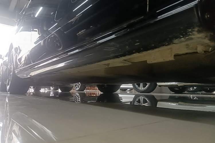 Used Honda Inspire 2023 260TURBO Elegant Edition Right Side Sill