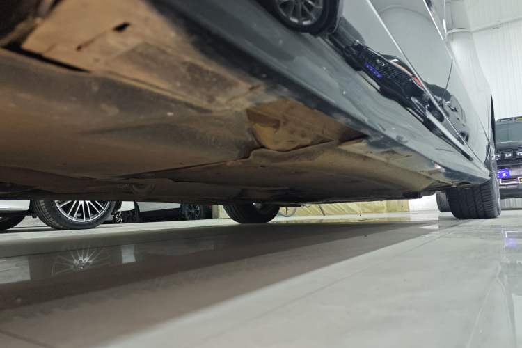 Used Honda Inspire 2023 260TURBO Deluxe Edition Right Side Sill