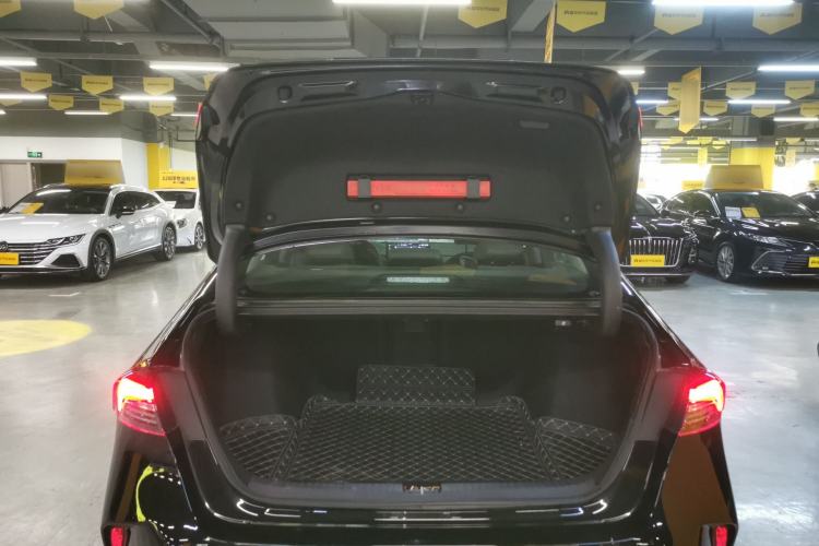 Used Honda Inspire 2023 260TURBO Deluxe Edition Trunk