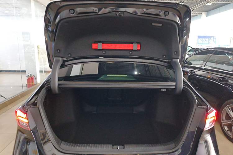 Used Honda Inspire 2023 260TURBO Deluxe Edition Trunk