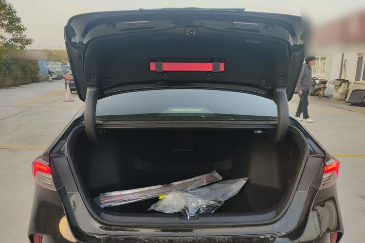 Used Honda Inspire 2023 260TURBO Deluxe Edition Trunk