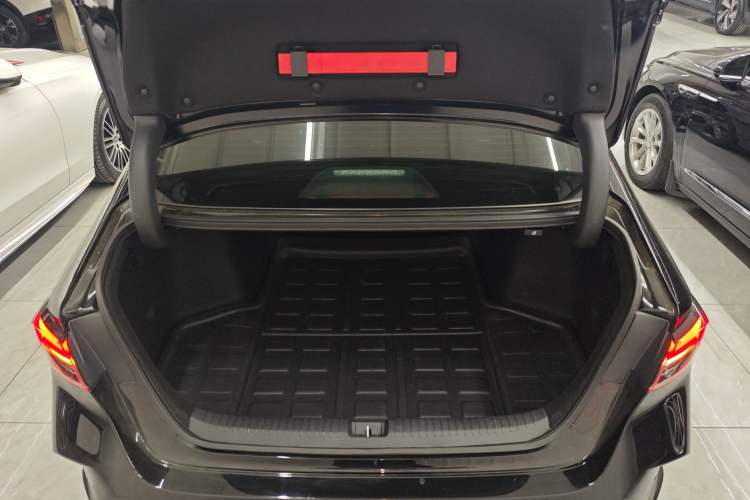 Used Honda Inspire 2023 260TURBO Deluxe Edition Trunk