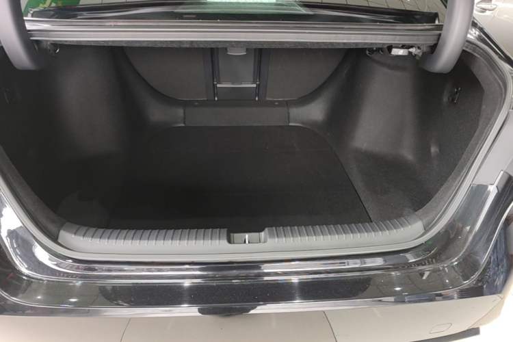 Used Honda Inspire 2023 260TURBO Deluxe Edition Trunk