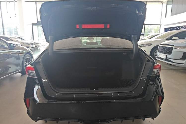 Used Honda Inspire 2023 260TURBO Elegant Edition Trunk