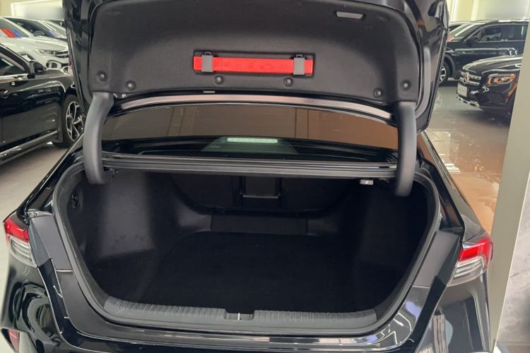 Used Honda Inspire 2023 260TURBO Deluxe Edition Trunk