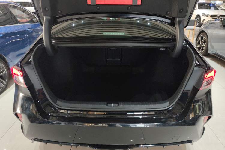 Used Honda Inspire 2023 260TURBO Elegant Edition Trunk