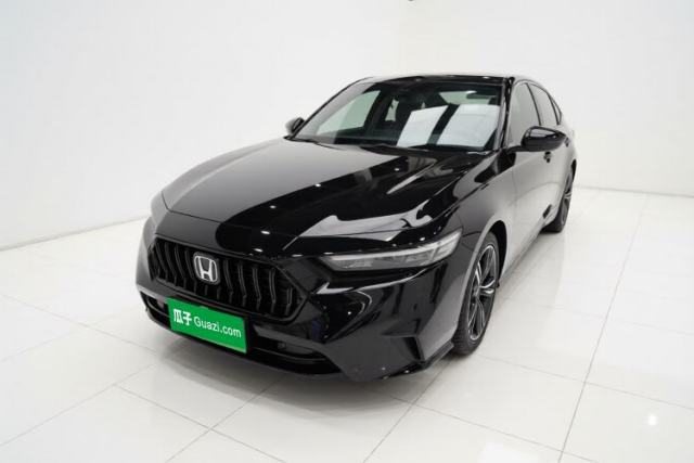 Ojetý Honda Inspire 2023 260TURBO Deluxe Edition