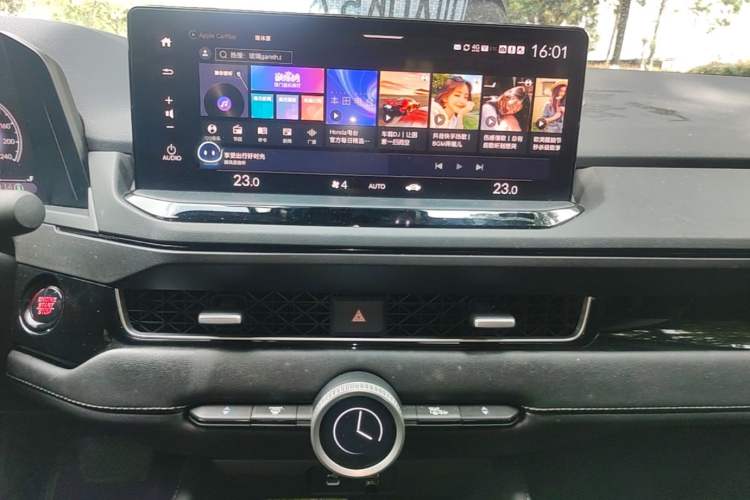Used Honda Inspire 2023 260TURBO Deluxe Edition Audio And AC Panel