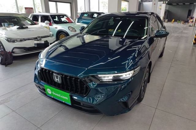 Ojetý Honda Inspire 2023 260TURBO Deluxe Edition