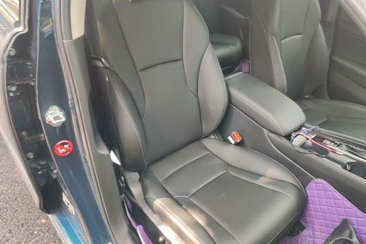 Used Honda Inspire 2023 260TURBO Deluxe Edition Right Front Seat