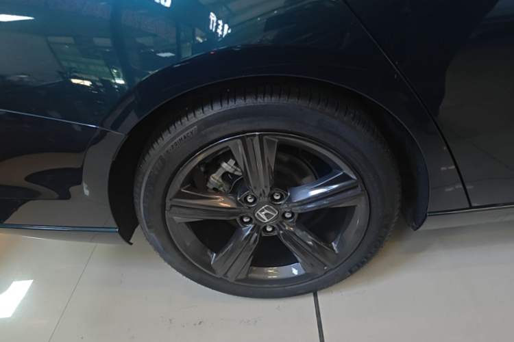 Used Honda Inspire 2023 260TURBO Deluxe Edition Right Rear Wheel Hub