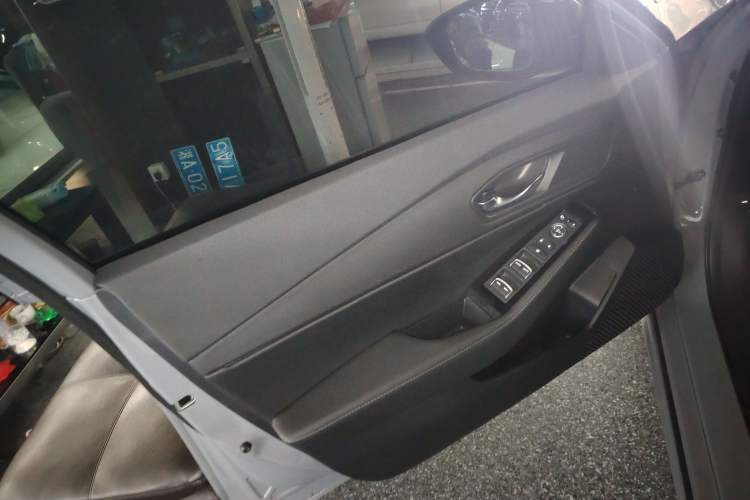 Used Honda Inspire 2023 260TURBO Deluxe Edition Left Front Door Interior
