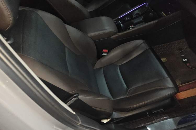 Used Honda Inspire 2023 260TURBO Elite Edition Right Front Seat
