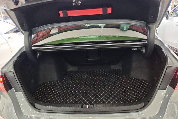 Used Honda Inspire 2023 260TURBO Elite Edition Trunk
