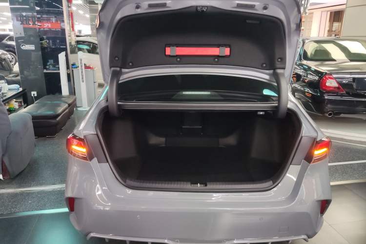 Used Honda Inspire 2023 260TURBO Deluxe Edition Trunk