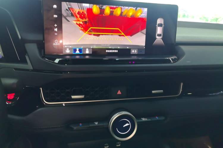 Used Honda Inspire 2023 260TURBO Deluxe Edition Audio And AC Panel