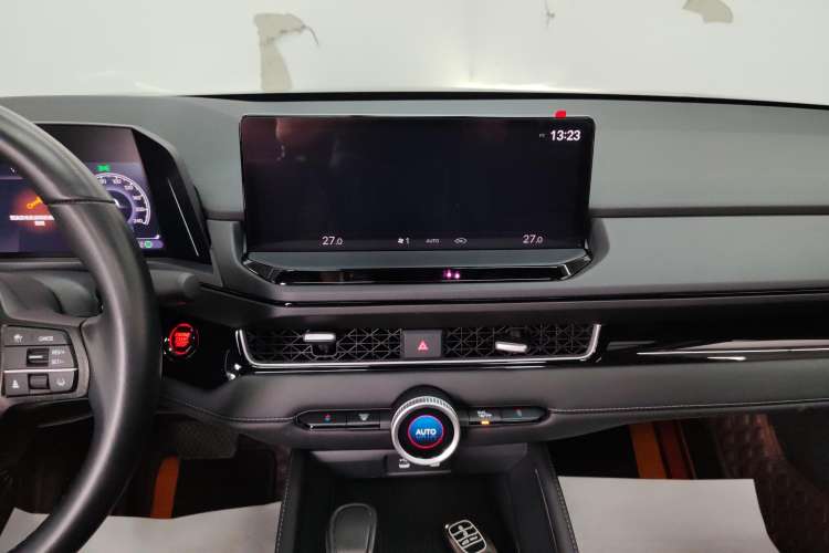 Used Honda Inspire 2023 260TURBO Deluxe Edition Audio And AC Panel