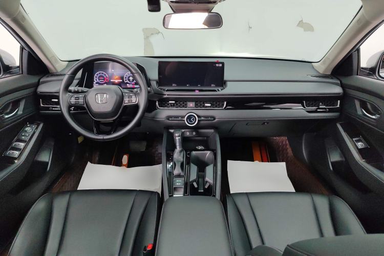 Used Honda Inspire 2023 260TURBO Deluxe Edition Center Console