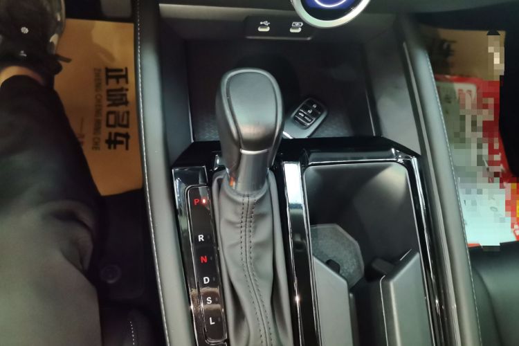 Used Honda Inspire 2023 260TURBO Deluxe Edition Gear Lever