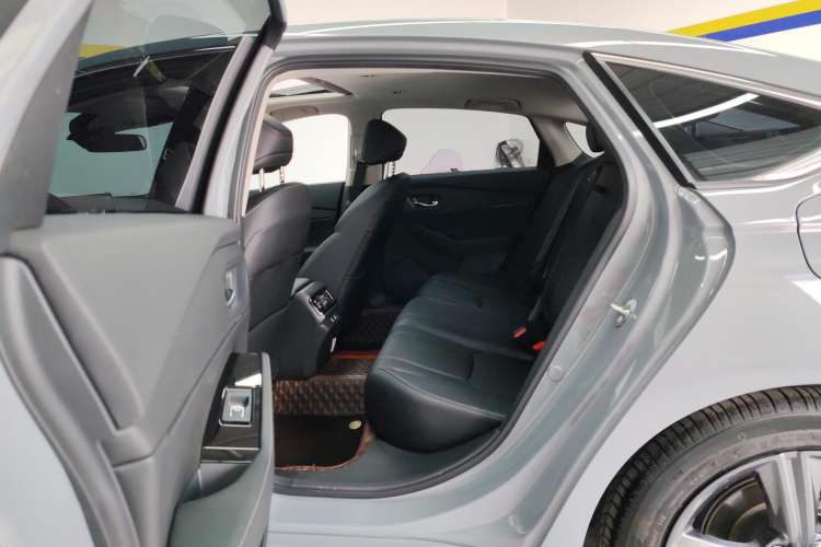 Used Honda Inspire 2023 260TURBO Deluxe Edition Left Rear Seat