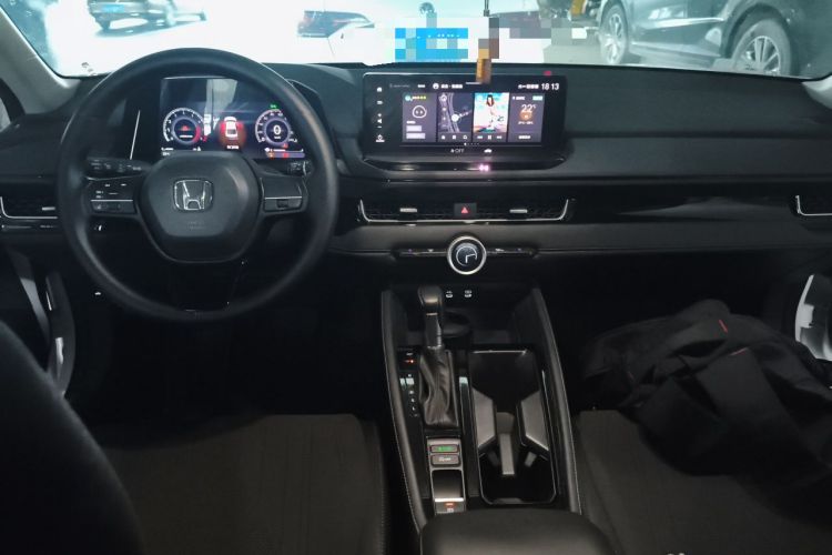 Used Honda Inspire 2023 260TURBO Elegant Edition Center Console