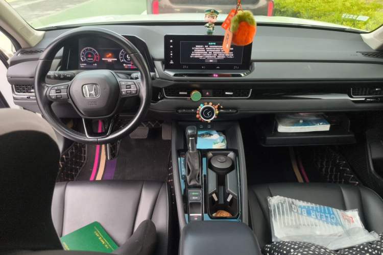 Used Honda Inspire 2023 260TURBO Deluxe Edition Center Console