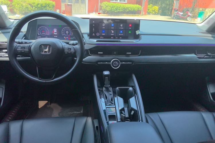 Used Honda Inspire 2023 260TURBO Deluxe Edition Center Console