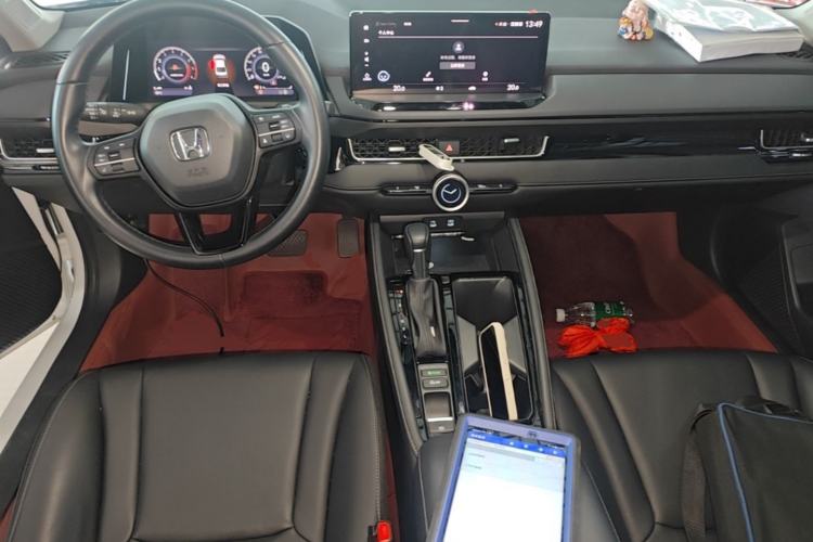 Used Honda Inspire 2023 260TURBO Deluxe Edition Center Console