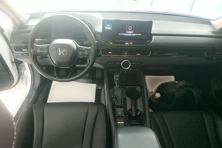Used Honda Inspire 2023 260TURBO Deluxe Edition Center Console