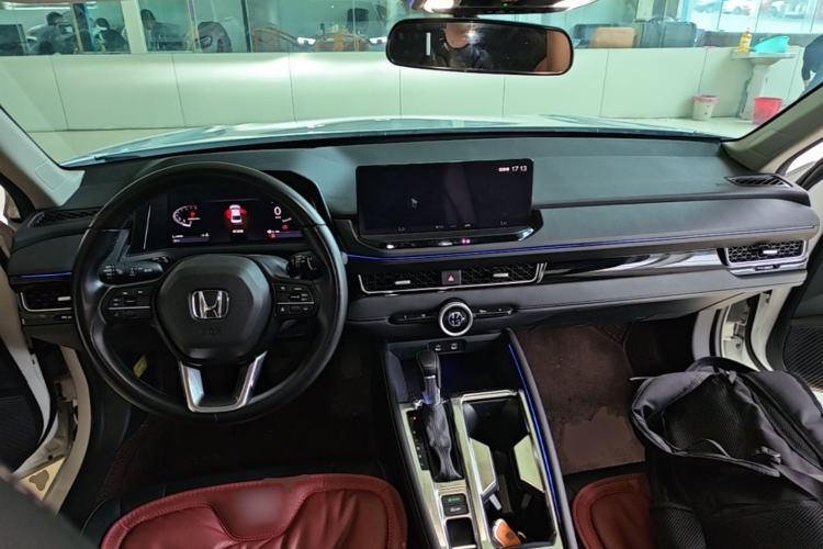 Used Honda Inspire 2023 260TURBO Elegant Edition Center Console