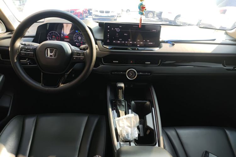 Used Honda Inspire 2023 260TURBO Deluxe Edition Center Console