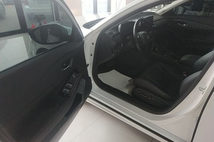Used Honda Inspire 2023 260TURBO Deluxe Edition Driver Seat