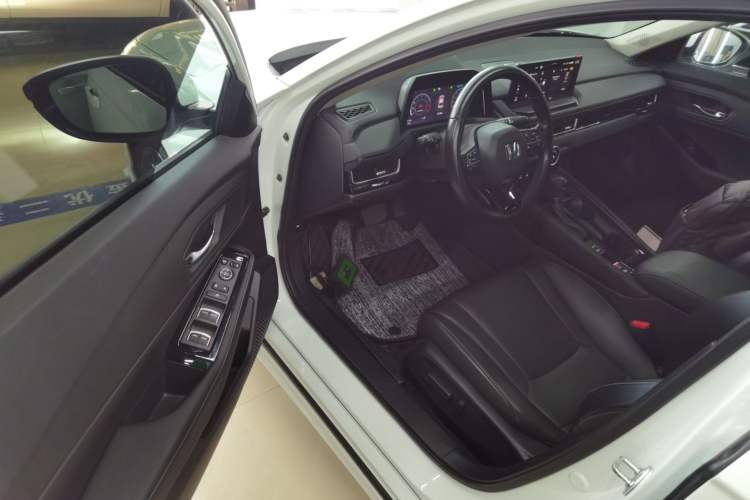 Used Honda Inspire 2023 260TURBO Deluxe Edition Driver Seat