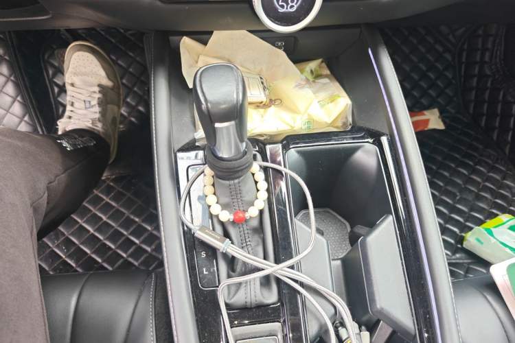 Used Honda Inspire 2023 260TURBO Deluxe Edition Gear Lever