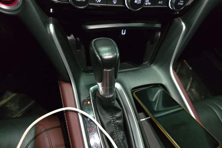 Used Honda Inspire 2023 260TURBO Elite Edition Gear Lever