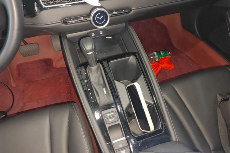 Used Honda Inspire 2023 260TURBO Deluxe Edition Gear Lever