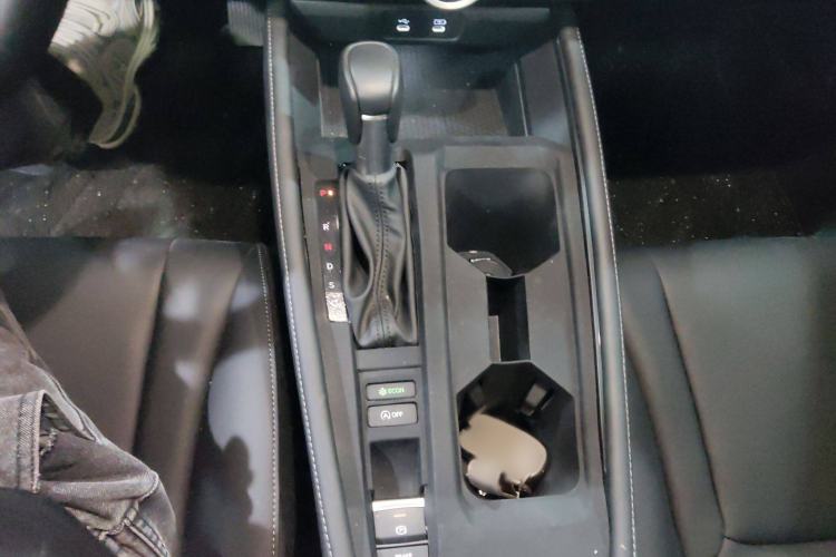 Used Honda Inspire 2023 260TURBO Deluxe Edition Gear Lever