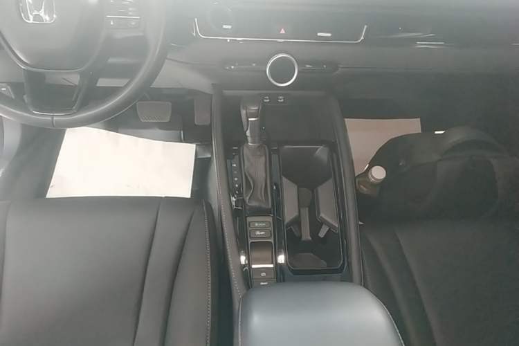 Used Honda Inspire 2023 260TURBO Deluxe Edition Gear Lever